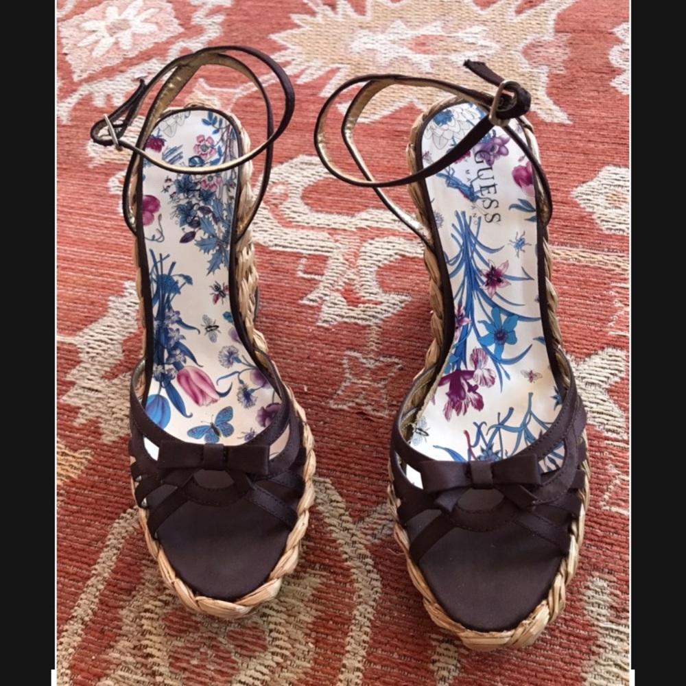 Women’s GUESS wedge shoes (size 7.5)